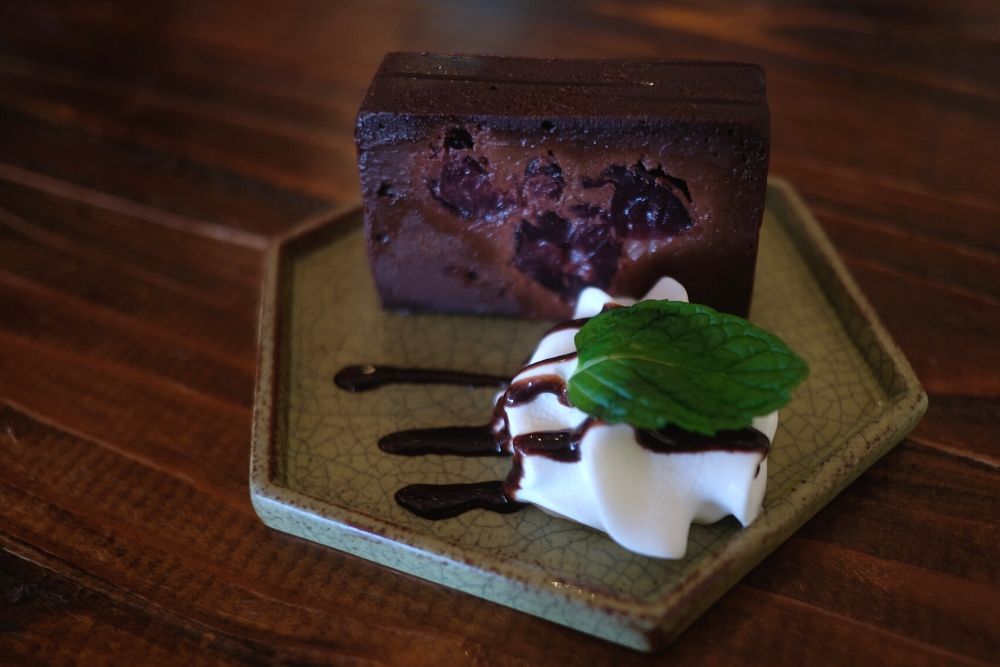 ボンゴアンドアンカーのケーキ