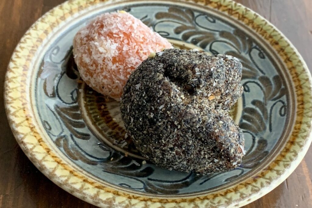 琉球菓子処 琉宮のサーターアンダギー